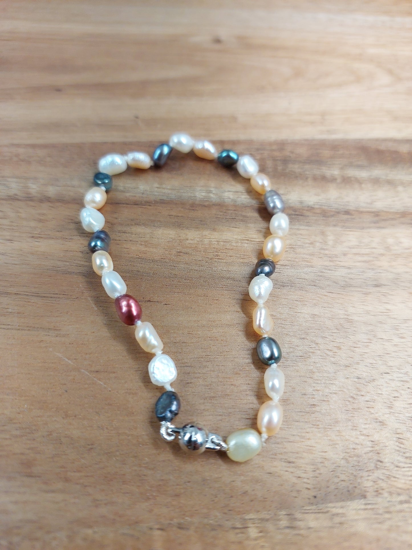 Pearl bracelet