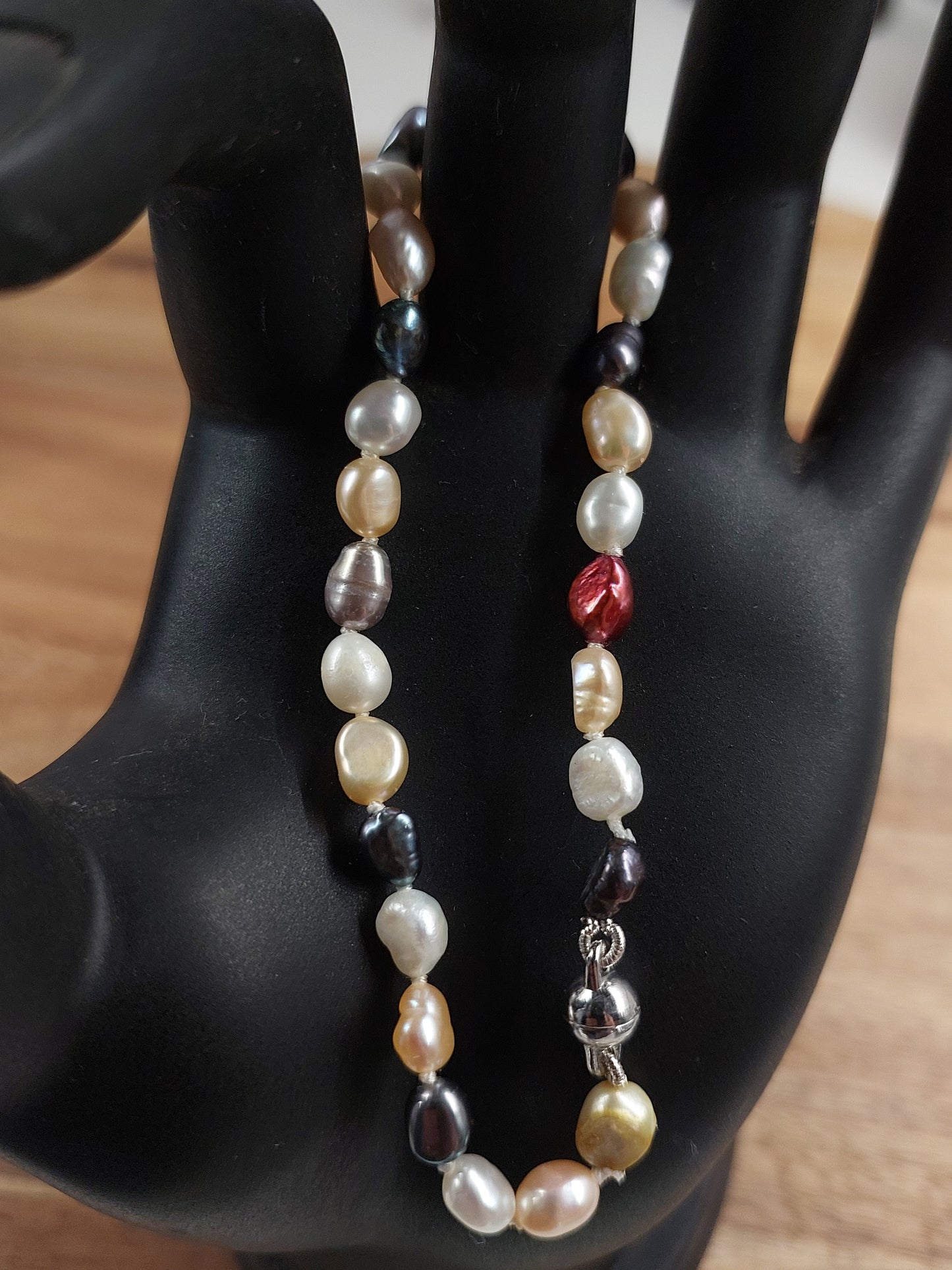 Pearl bracelet