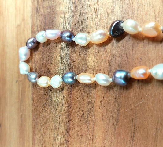 Pearl bracelet