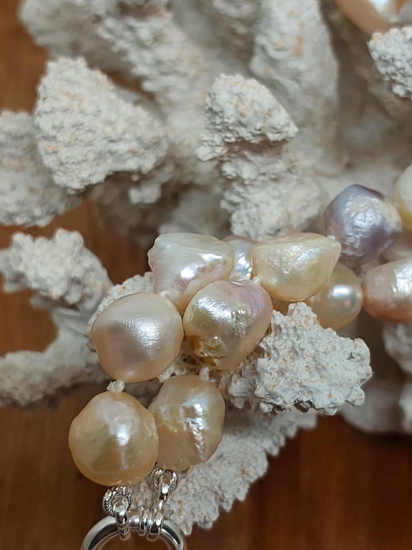 3 colour druzy pearl necklace